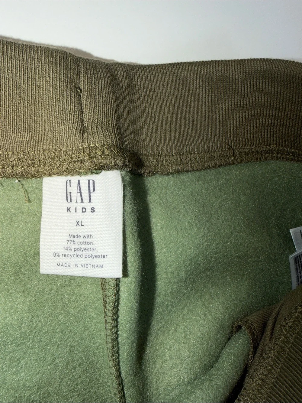 NWT GAP kids Camo Drawstring Athletic Shorts - Green/Olive